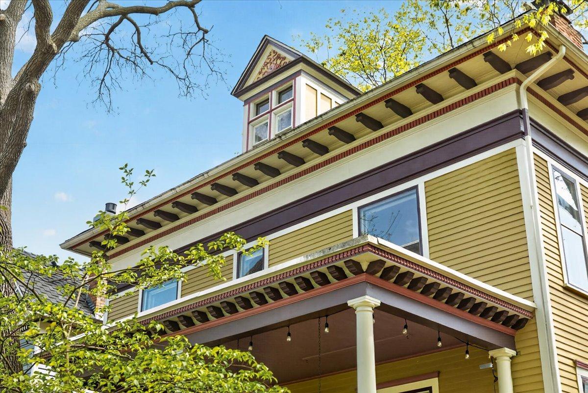 416 Laurel Avenue, Saint Paul, MN 55102