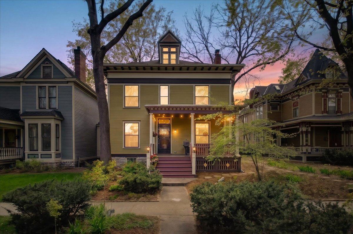 416 Laurel Avenue, Saint Paul, MN 55102