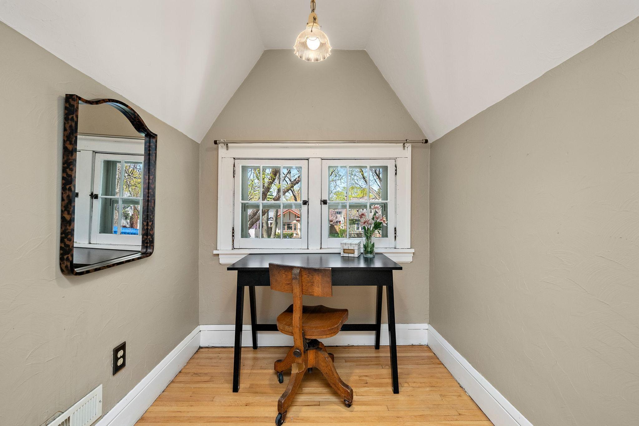Private Den / Office / Retreat