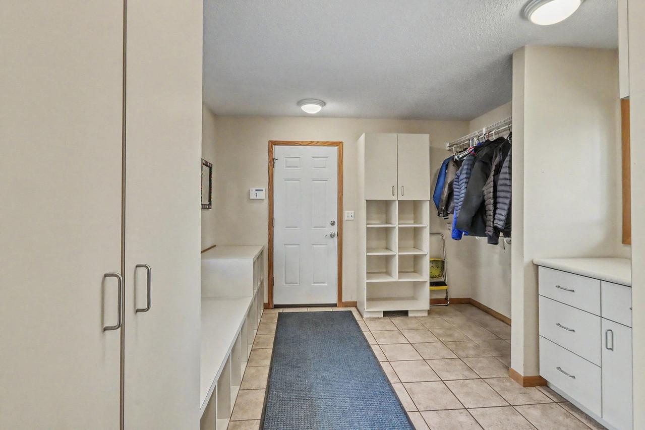 Mudroom off kitchen to garage