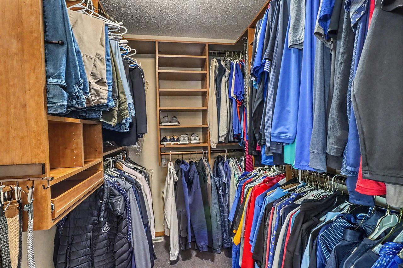 Primary Closet 2