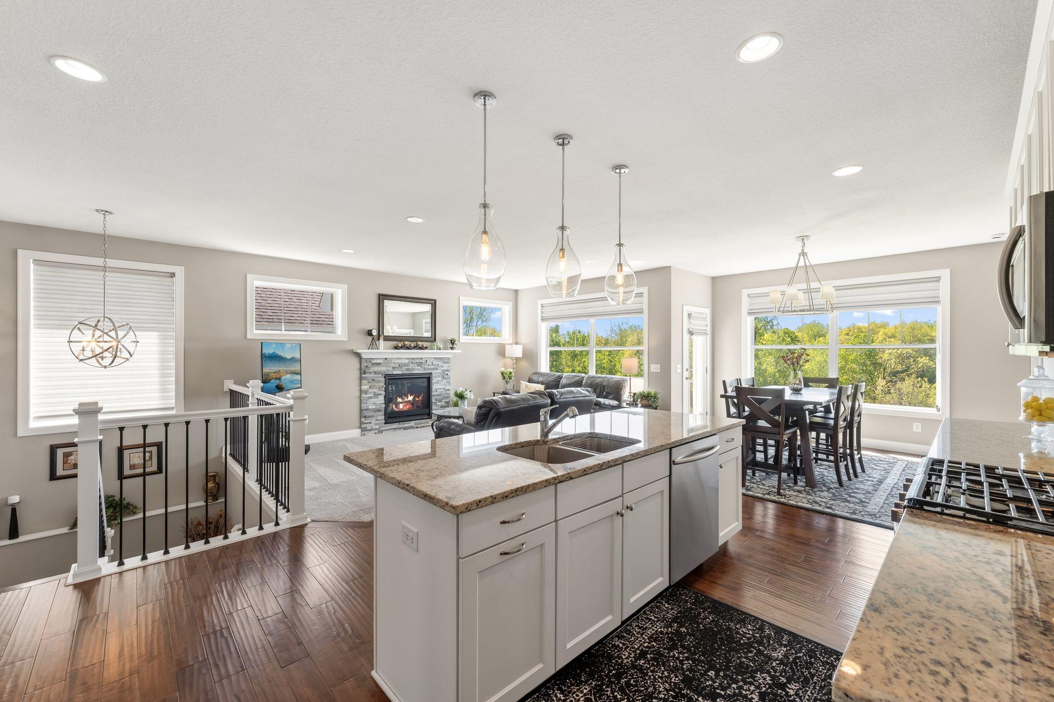 Open floor plan great for entertaining