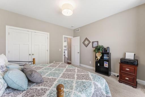 18573 Joplin Avenue, Lakeville, MN 55044