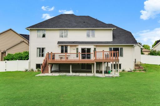 17993 Fullerton Court, Lakeville, MN 55044