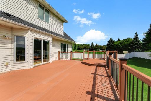 17993 Fullerton Court, Lakeville, MN 55044