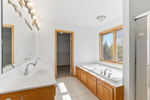 28-web-or-mls-17993-Fullerton-Ct_Interiors-25.jpg