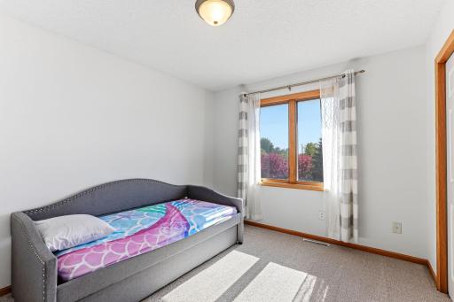 31-web-or-mls-17993-Fullerton-Ct_Interiors-28.jpg