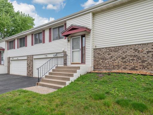 5356 Beachside Drive, Minnetonka, MN 55343