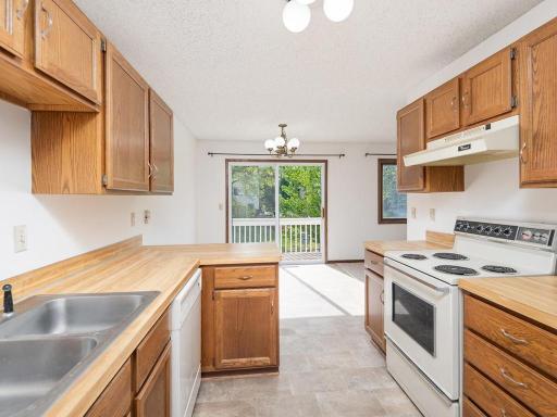 5356 Beachside Drive, Minnetonka, MN 55343