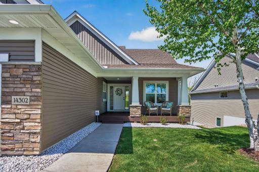 14302 Shore Crest Drive NW, Prior Lake, MN 55372