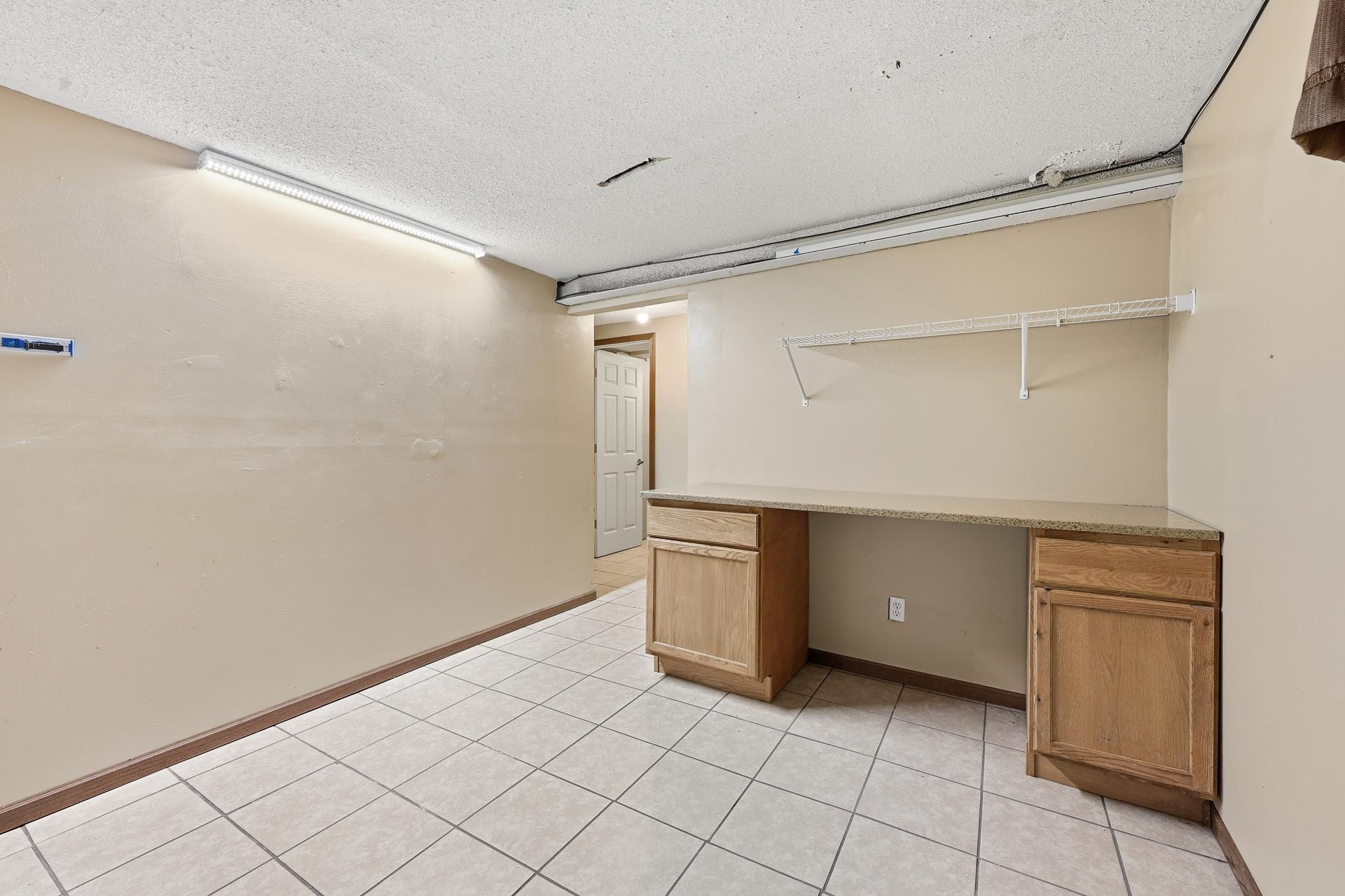 71 B St MLS-79.jpg