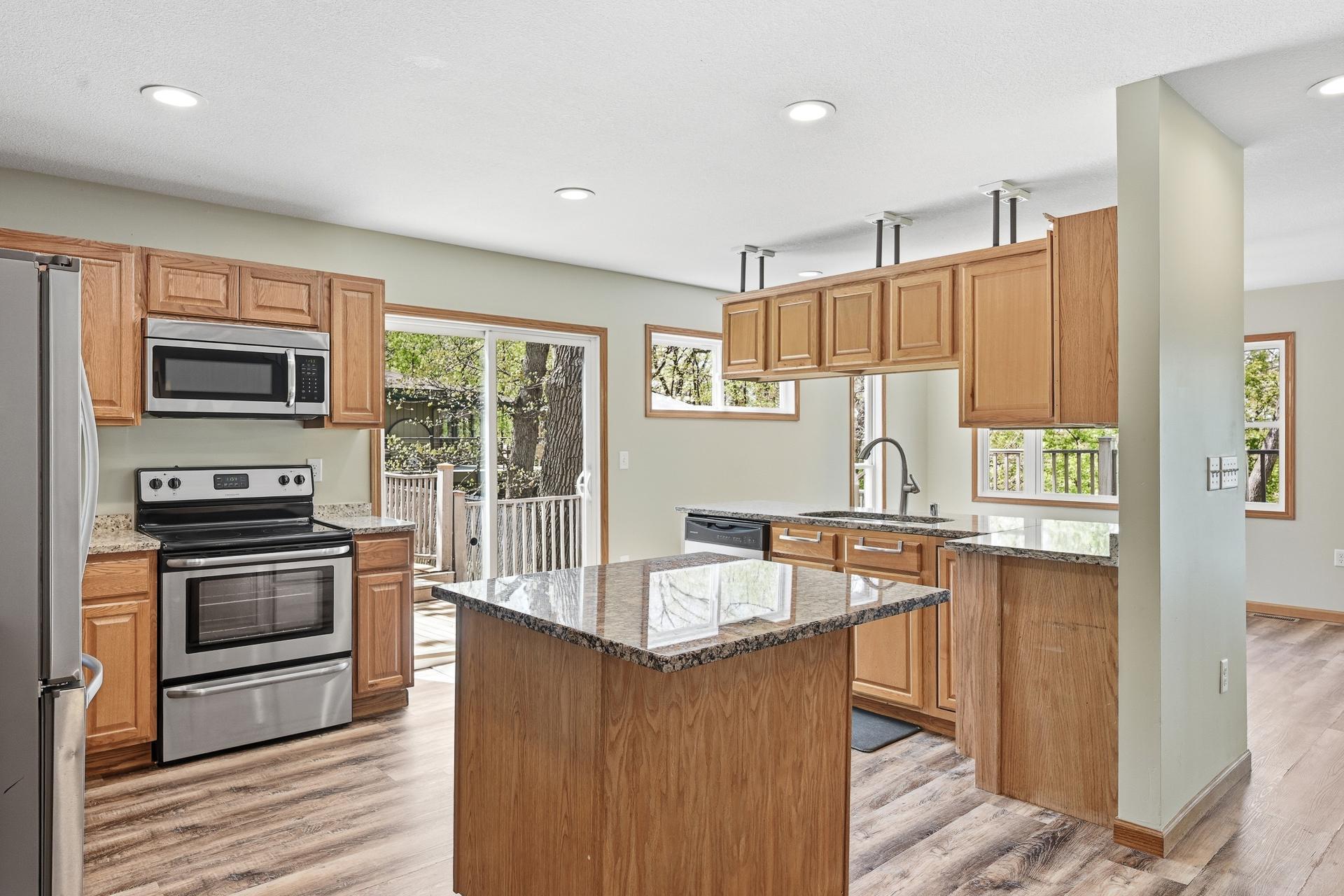 71 B St MLS-26.jpg