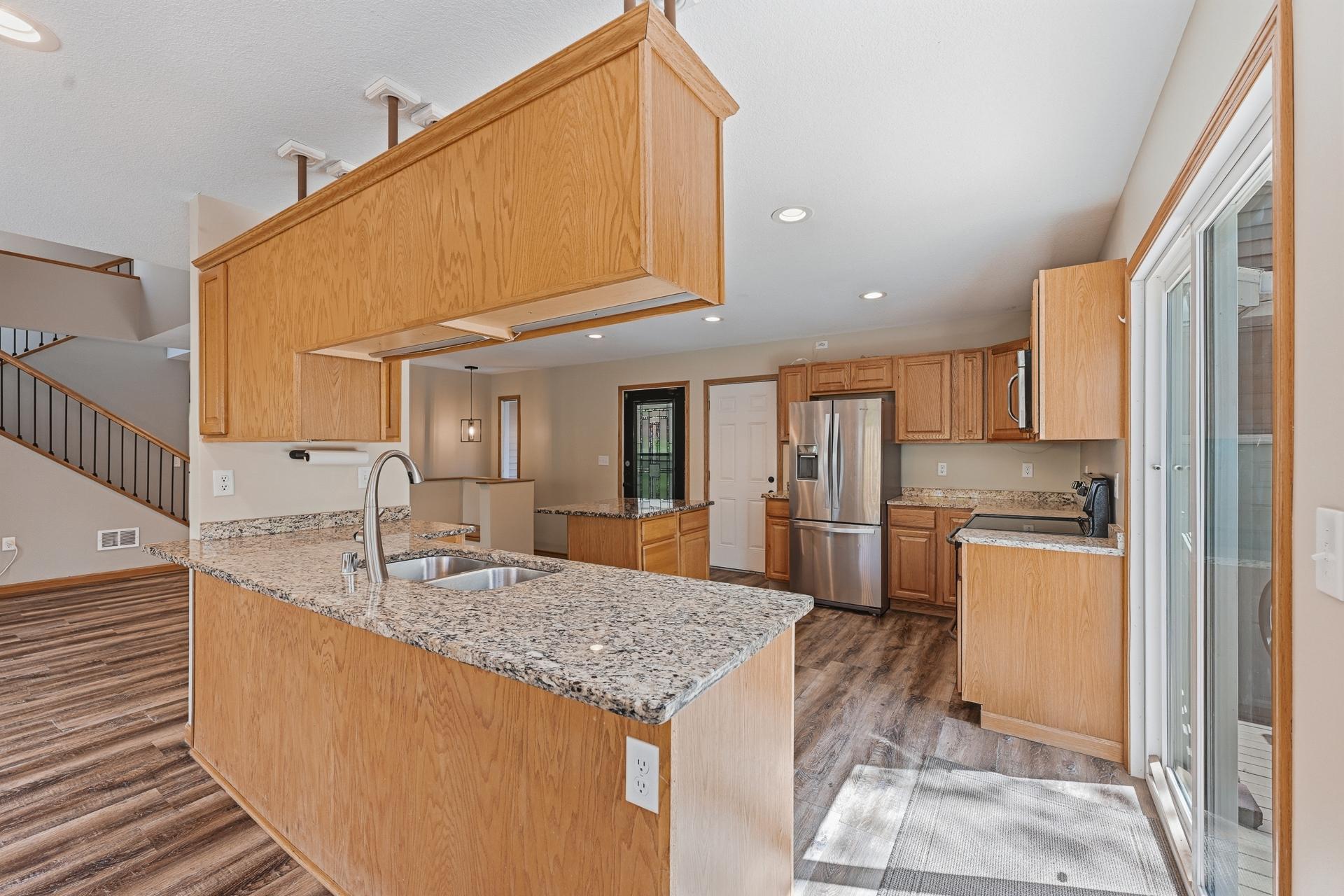 71 B St MLS-30.jpg