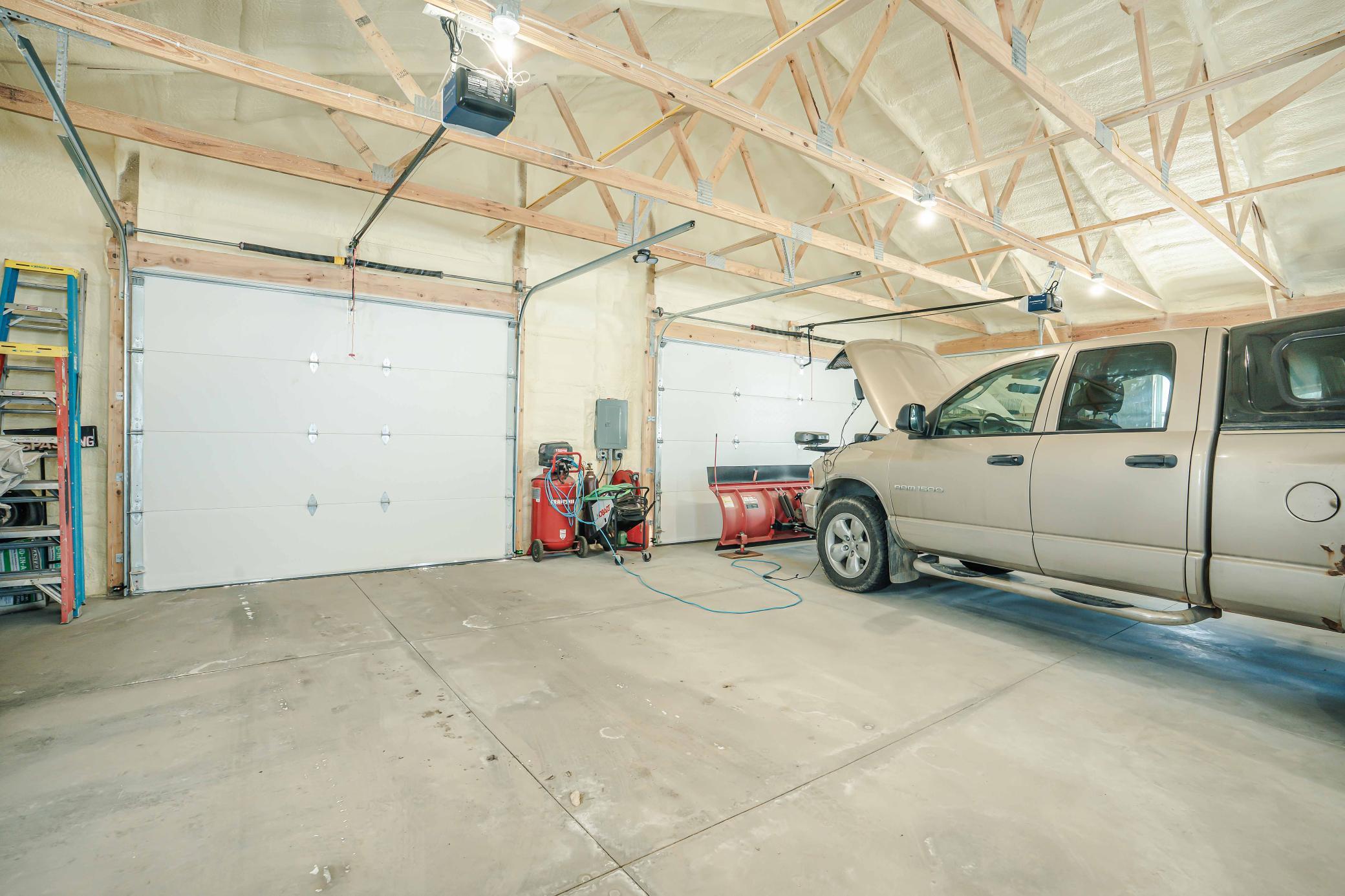 3 car garage
