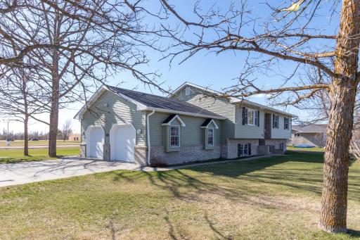Photo for 501 Lake Avenue NE, Bemidji, MN 56601 - listing #7072162 501 Lake Avenue NE, Bemidji, MN 56601
