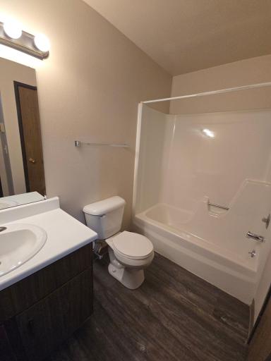 1401 27th Avenue S, Fargo, ND 58103