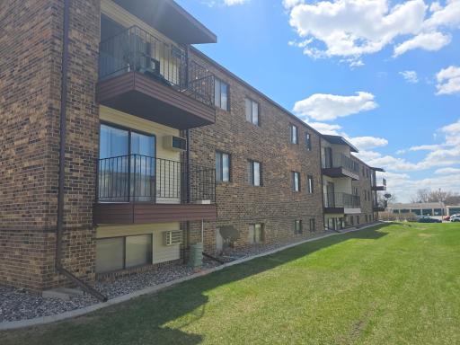 1401 27th Avenue S, Fargo, ND 58103