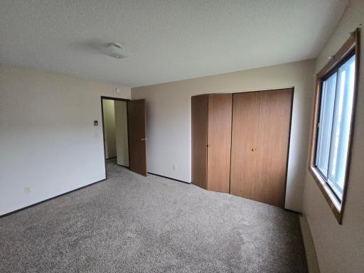 1401 27th Avenue S, Fargo, ND 58103