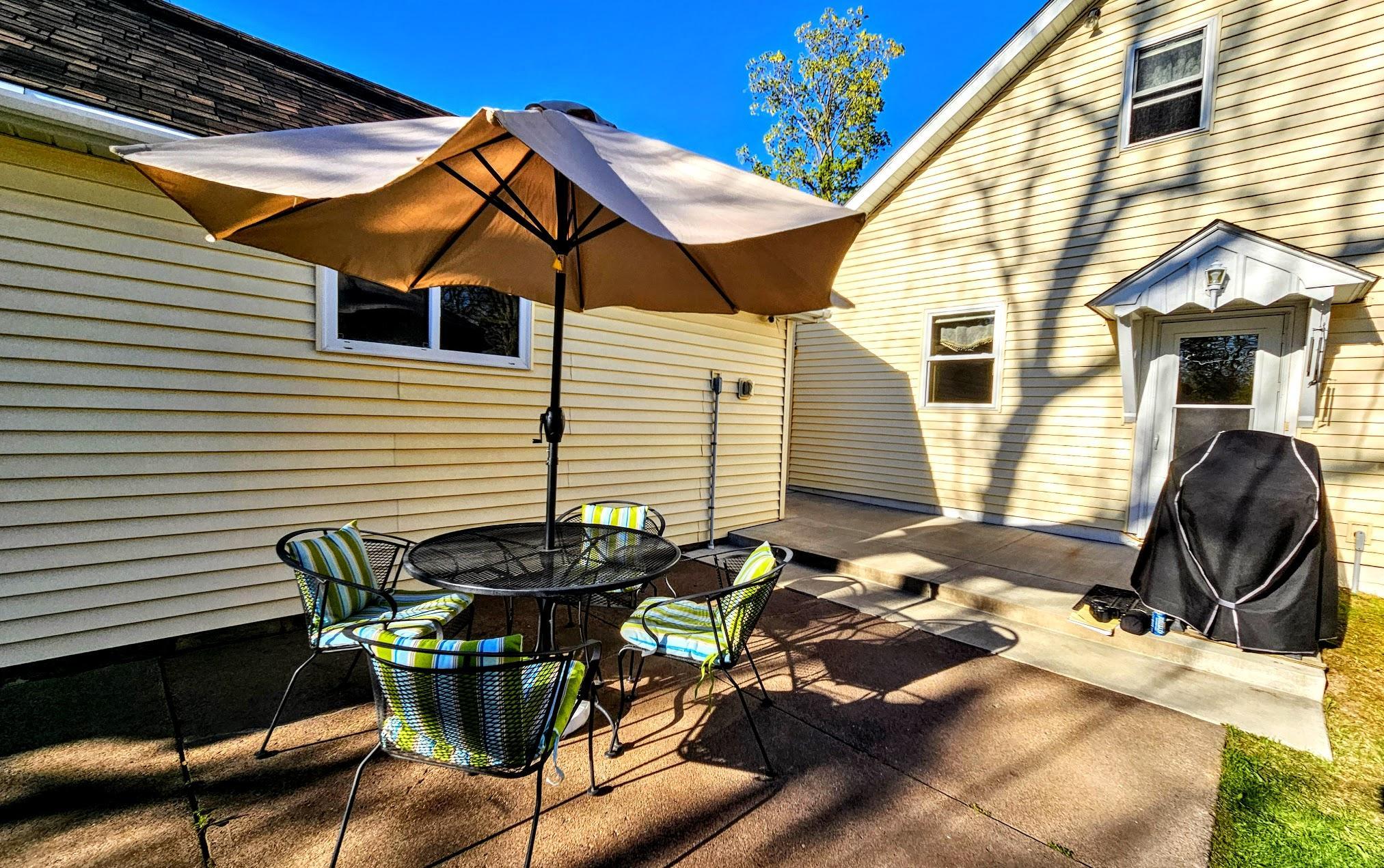 Relax and grill on the patio out back.jpg