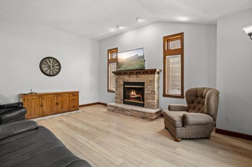 1363 Highpointe Drive N, Fargo, ND 58102