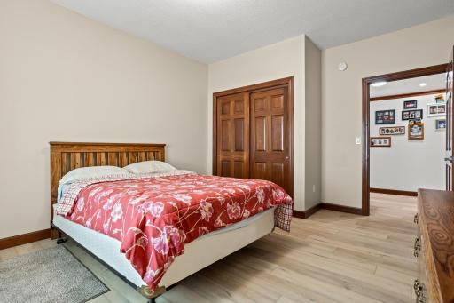 1363 Highpointe Drive N, Fargo, ND 58102