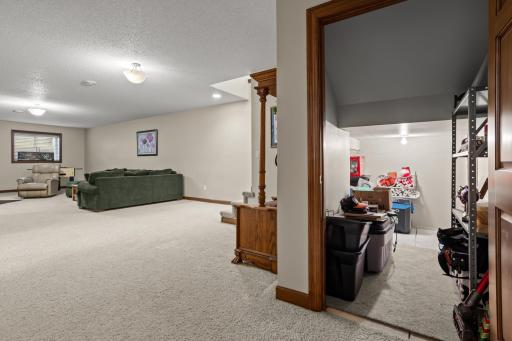 1363 Highpointe Drive N, Fargo, ND 58102