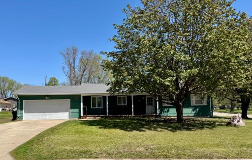 Photo for 610 W Elizabeth Street, Edgerton, MN 56128 - listing #7072178 610 W Elizabeth Street, Edgerton, MN 56128