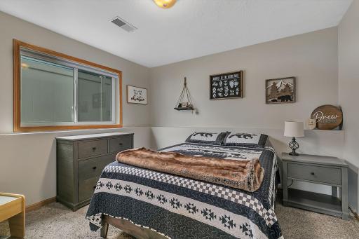 1136 Orchid Drive NE, Sauk Rapids, MN 56379