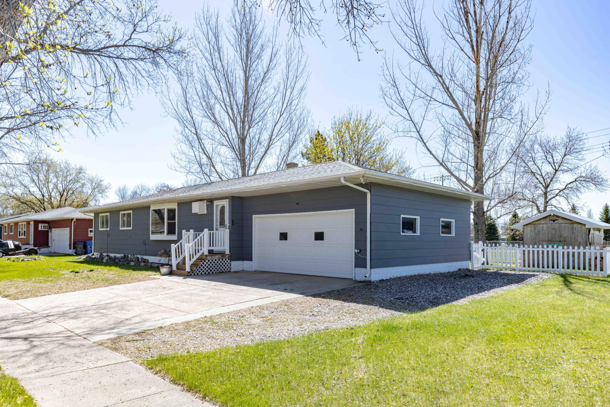 702 3 Ave barnsville-3.jpeg