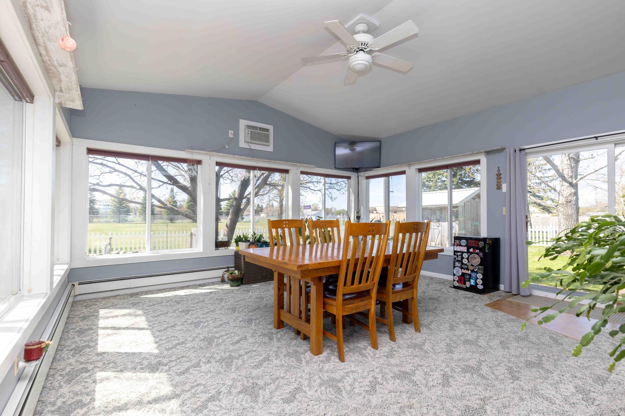 702 3 Ave barnsville-29.jpeg