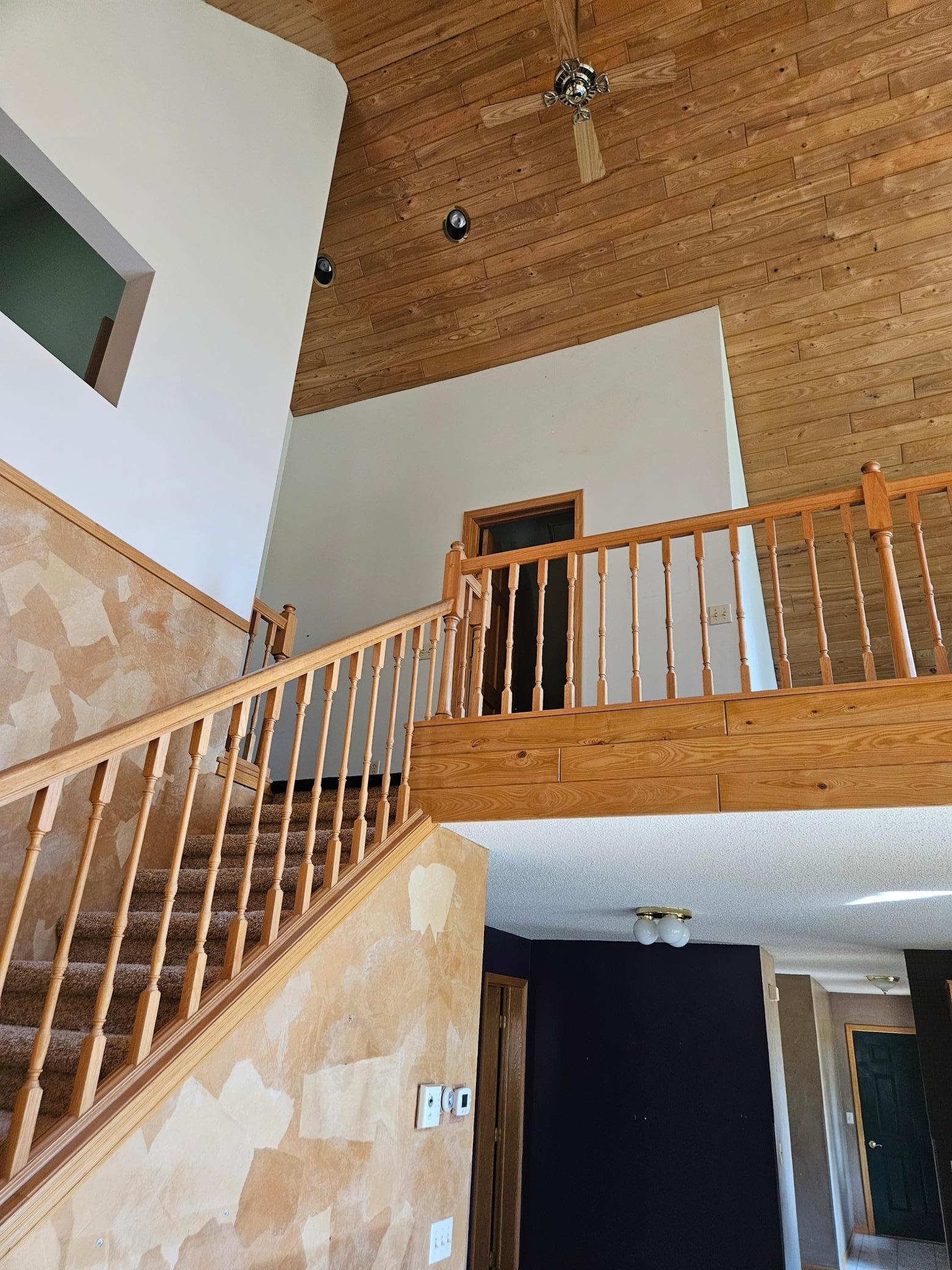 stairway to upperlevel