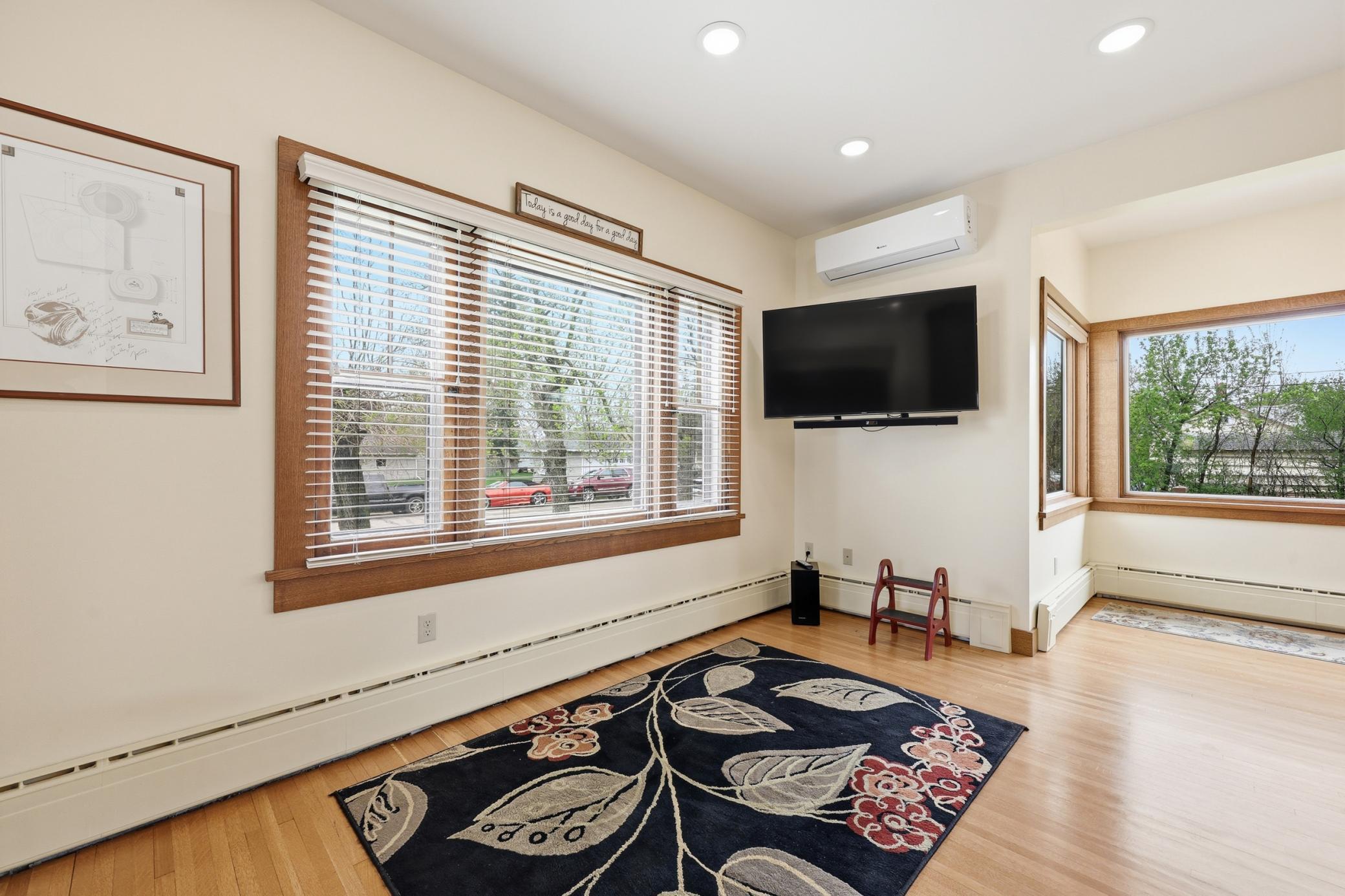 In-Formal Dining Area