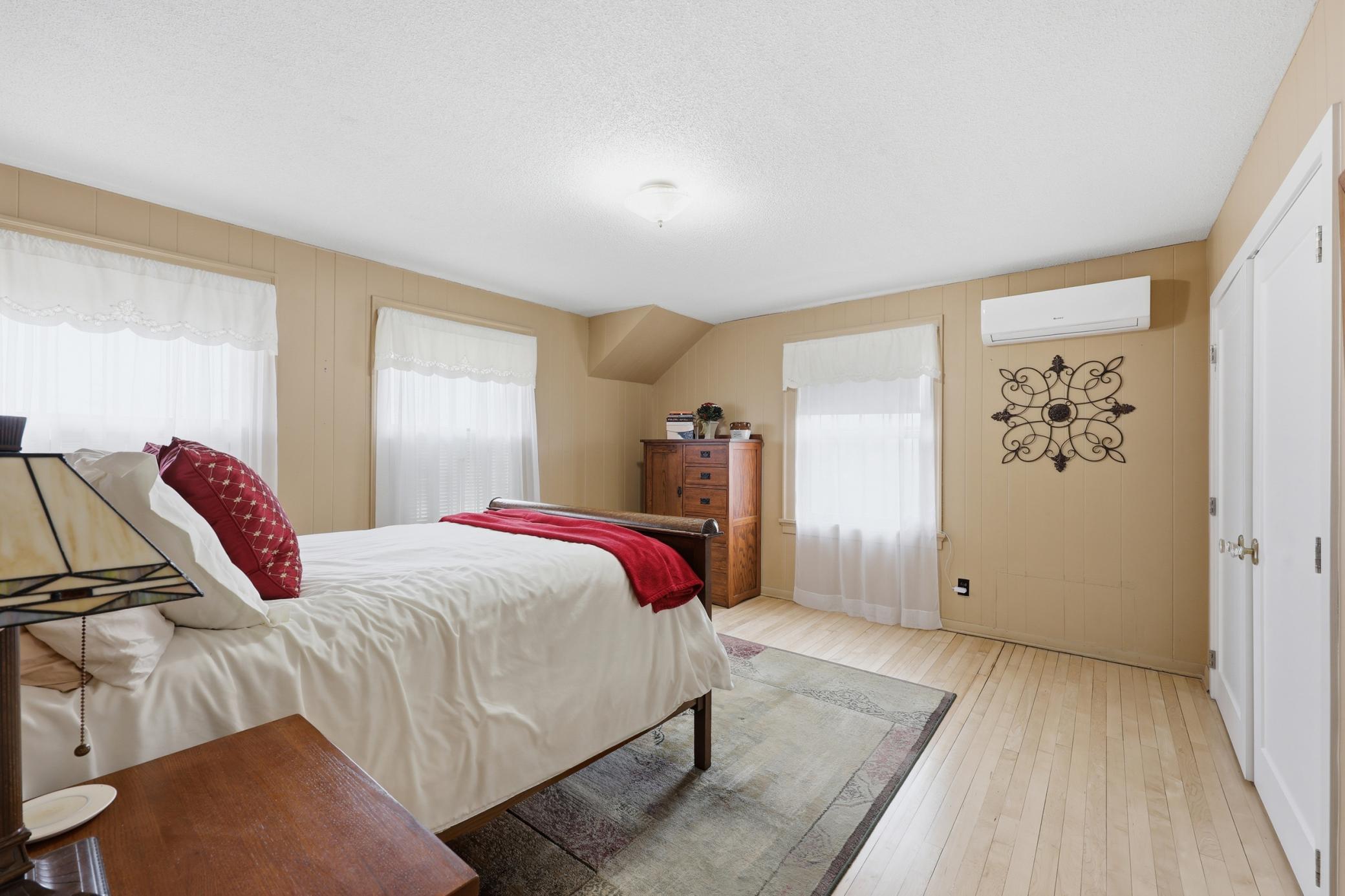 Bedroom #1