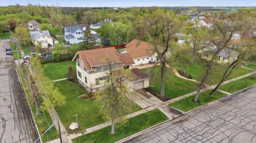 404 2nd Avenue NE, Hillsboro, ND 58045