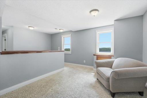 24-Upper Loft.jpg