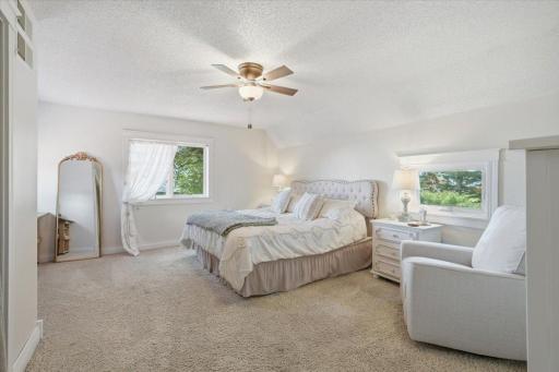 25-Bedroom 2.jpg