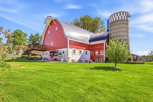 51-Barn.jpg