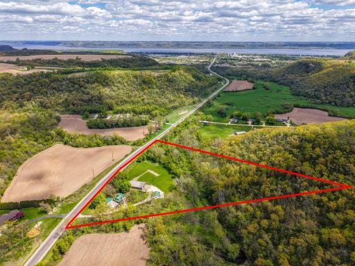 71516 Highway 63, Lake City, MN 55041