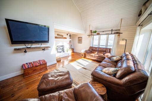 71516 Highway 63, Lake City, MN 55041
