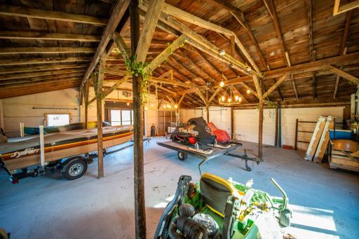 71516 Highway 63, Lake City, MN 55041