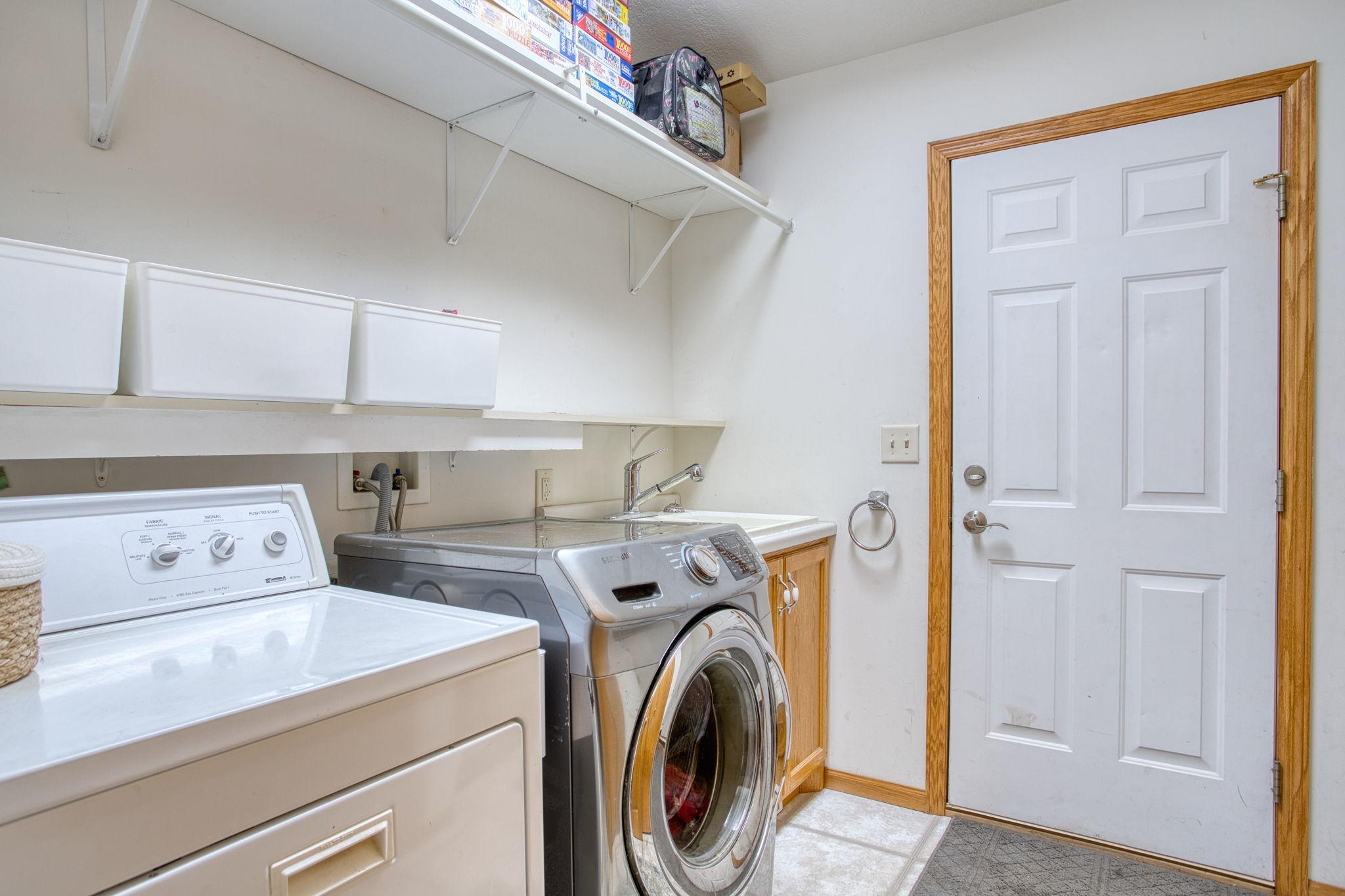 Main Level Mud Room