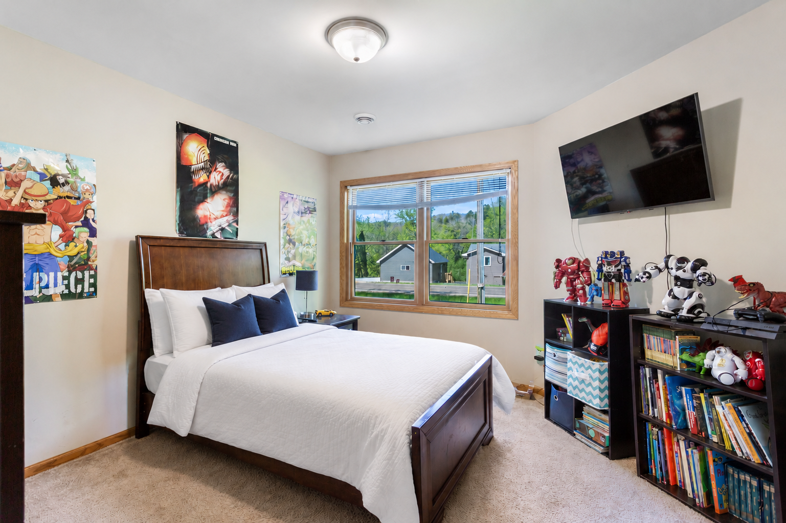 Lower Level Bedroom 1