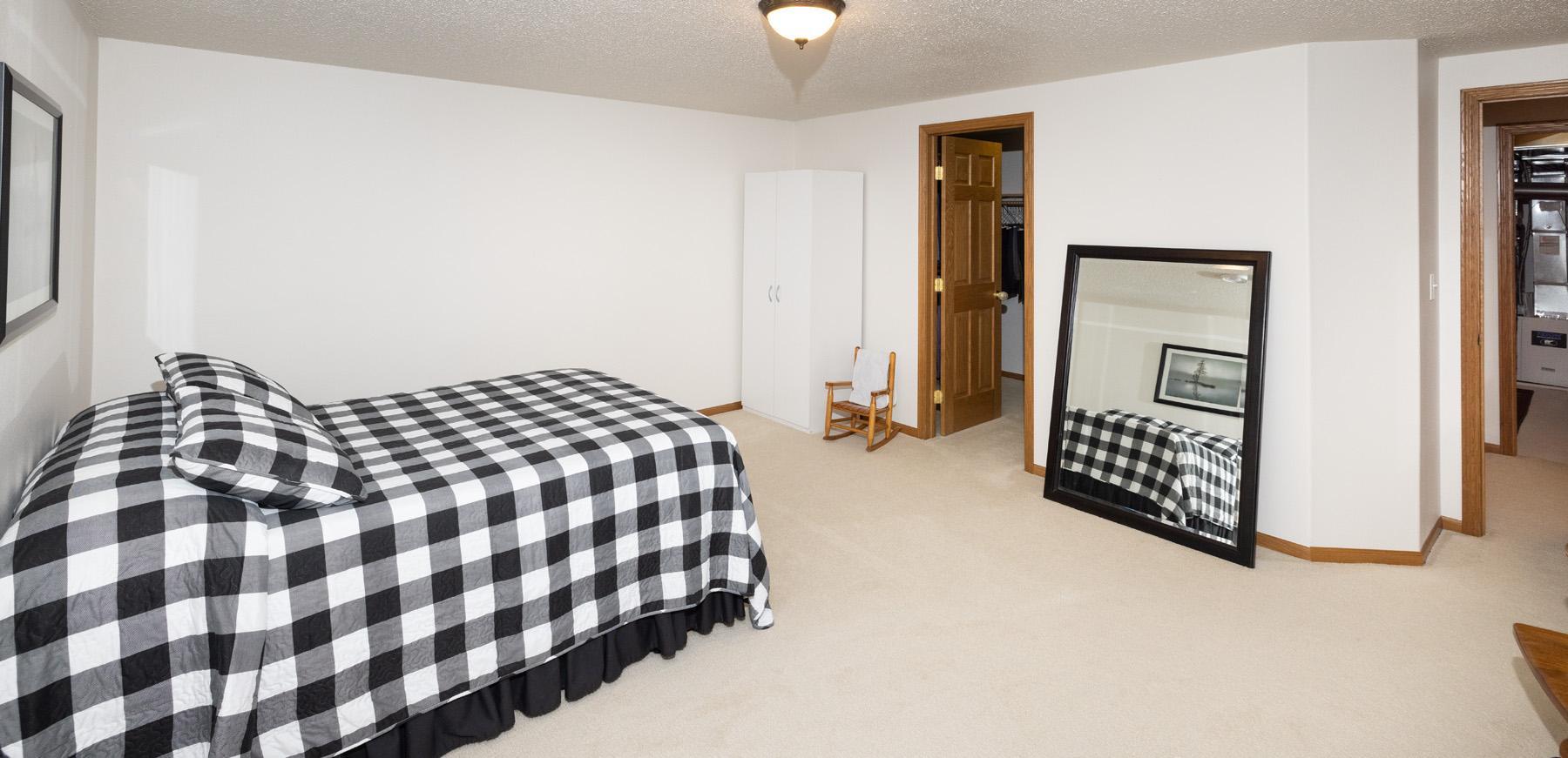 Basement bedroom #3 w/Walk-in Closet