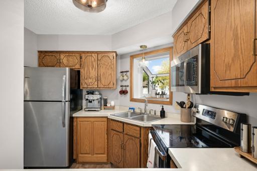 1440 Granada Avenue N, Saint Paul, MN 55128