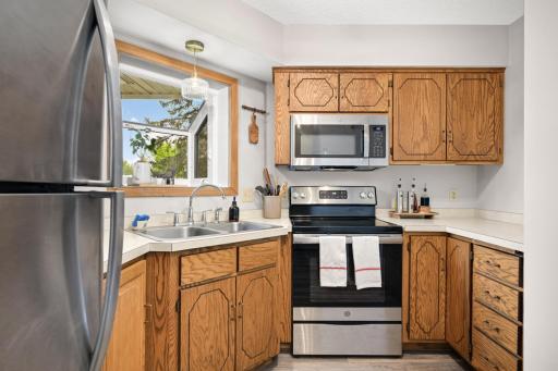 1440 Granada Avenue N, Saint Paul, MN 55128