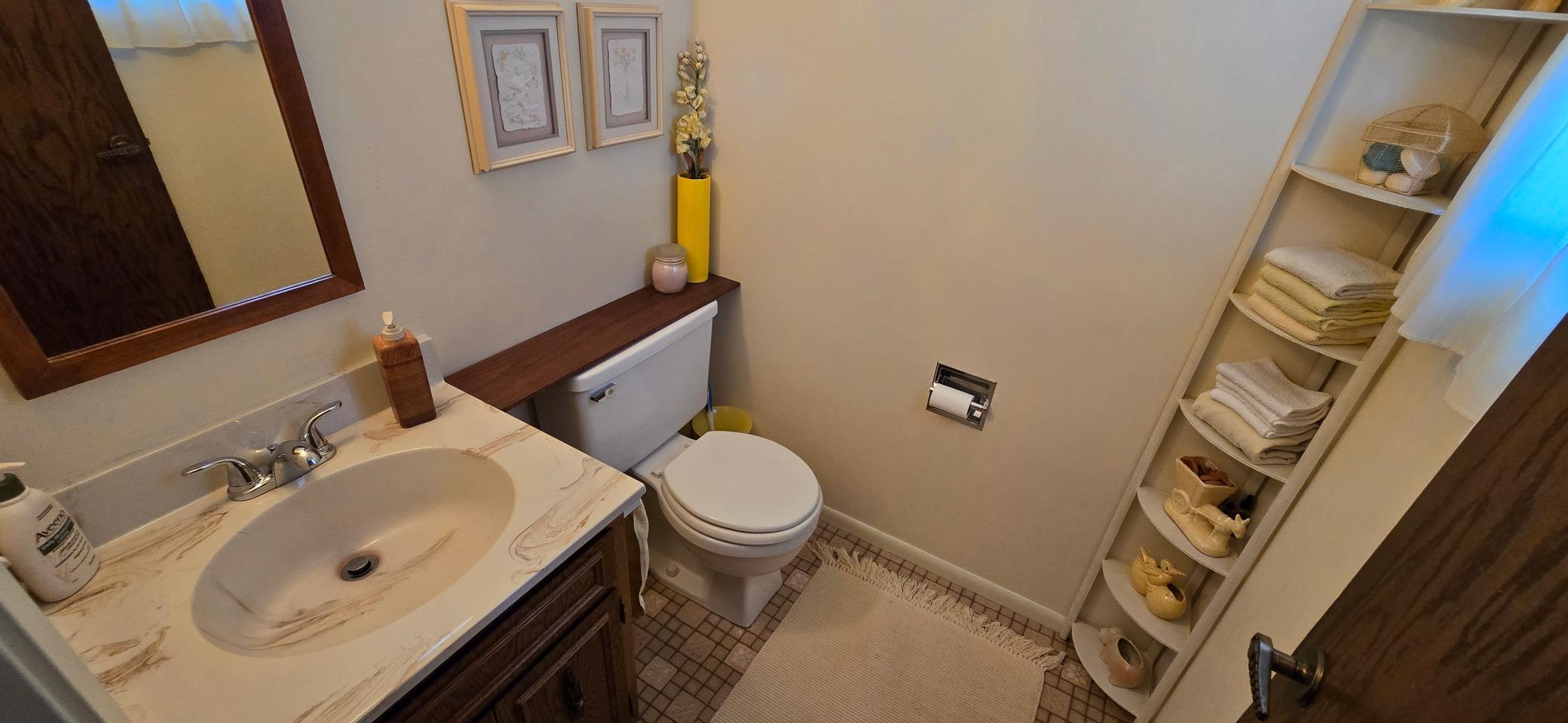 Main Flr. Bath