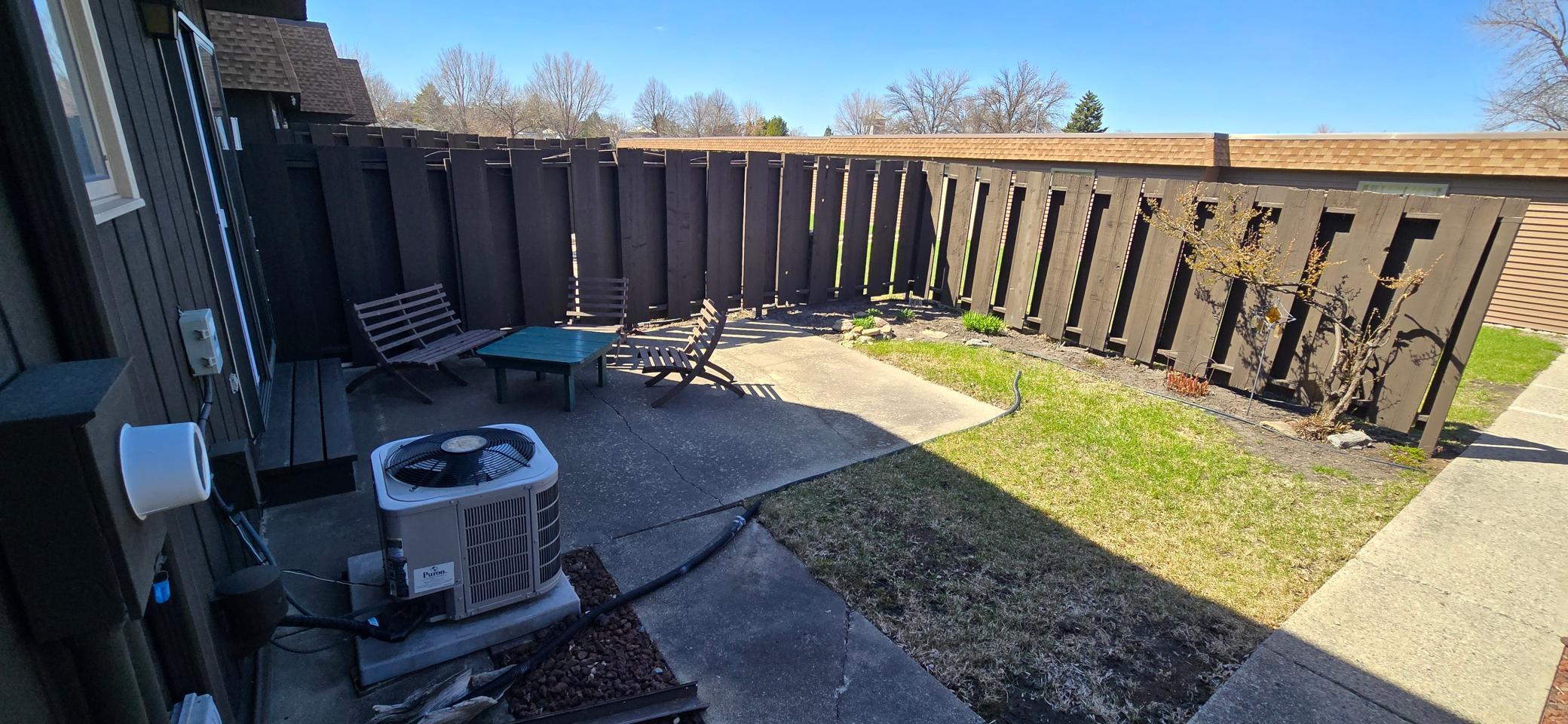 Bk.Patio.b