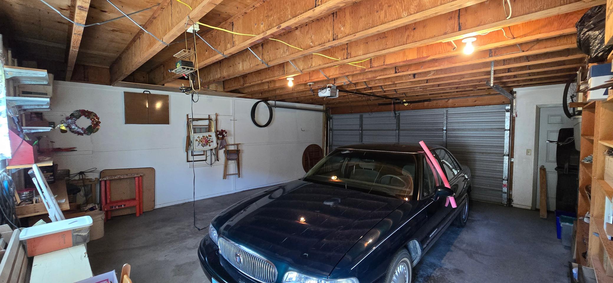 2-Car Garage