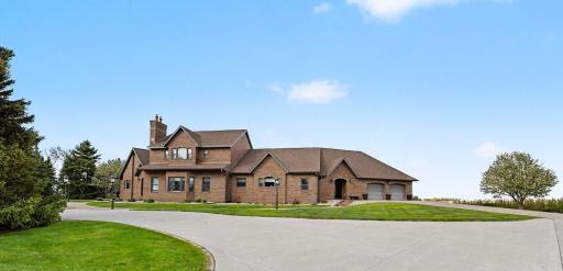1358 US Highway 75, Pipestone, MN 56164