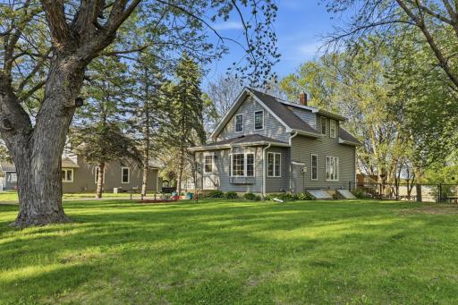 135 Pleasant Avenue NE, Cokato, MN 55321